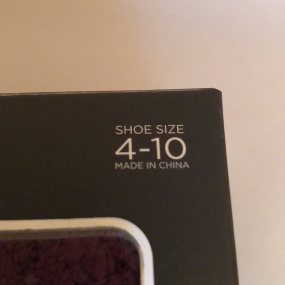 CUDDL DUDS: 3 Plushfill Crew Lounge Socks - Picture 4 of 10